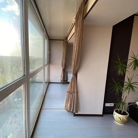 Проспект Мира 35 Апартаменты Krivói Rog Exterior foto